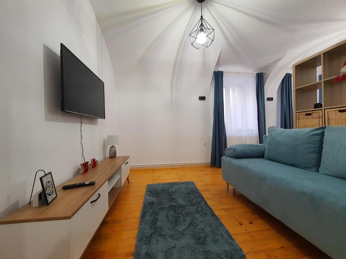 Lucasi Apartament Sibiu Buitenkant foto